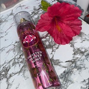 Bath and body works Twisted Peppermint